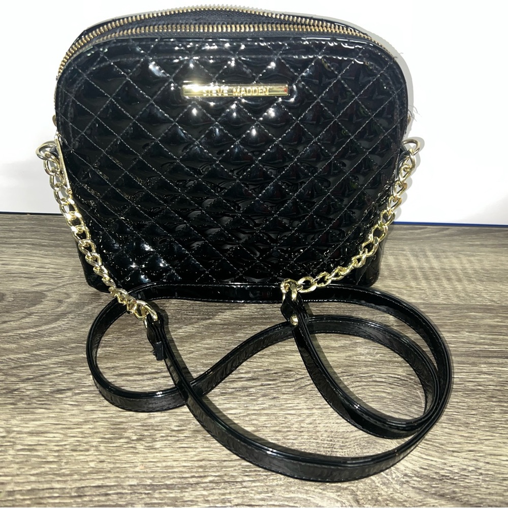 Steve Madden Quilted Crossbody Purse Black Patent Leather Gold Hardware